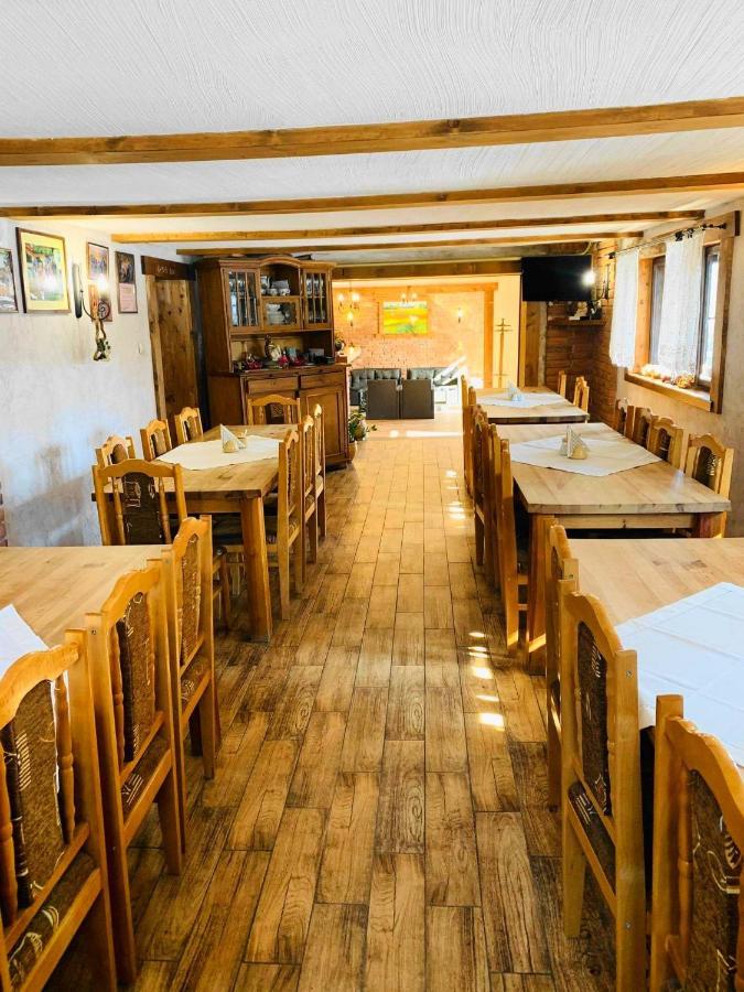 Osrodek Wypoczynkowy U Bartka Acomodação com café da manhã Czerwienne Exterior foto
